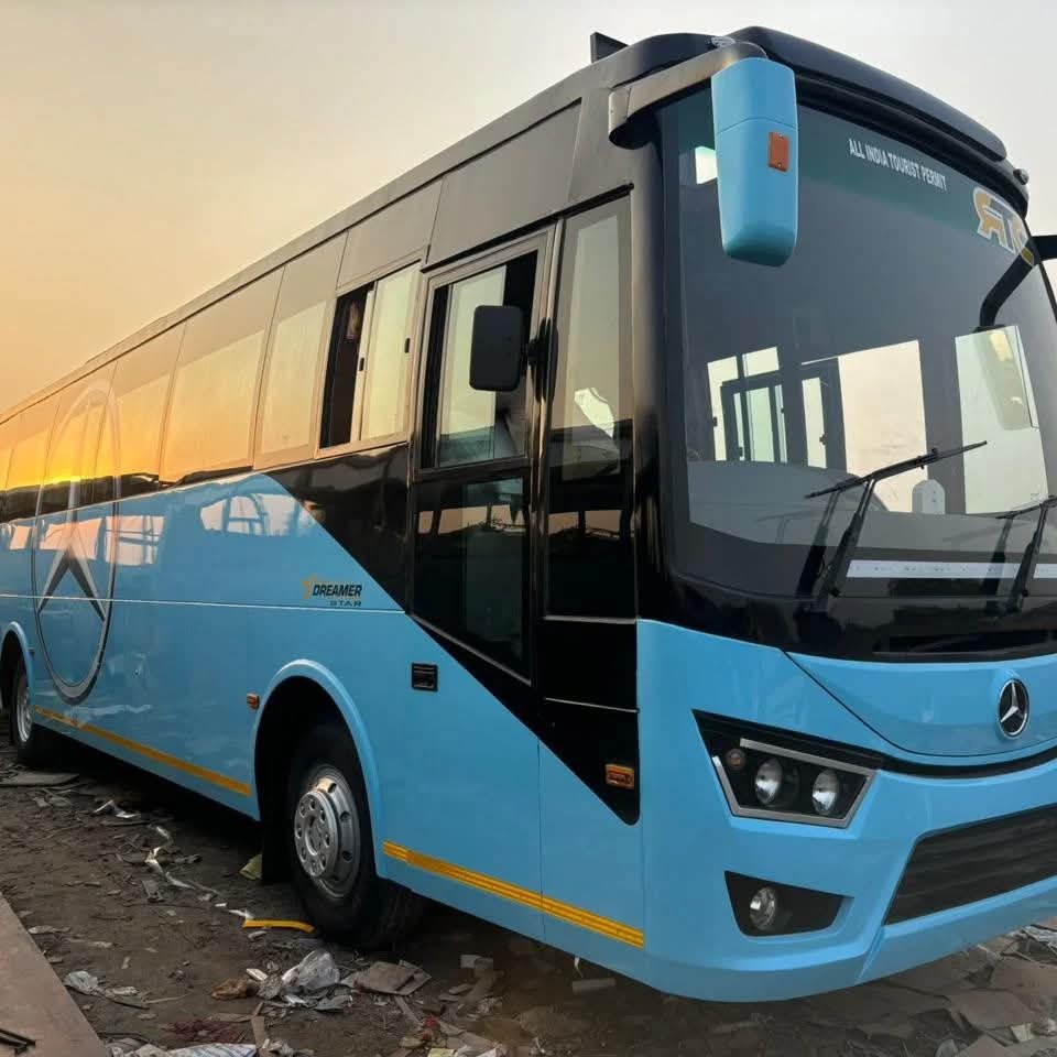 WhatsApp Image 2025-12-04 at 16.07.03_912ede97.jpg - Supreme Car Rental